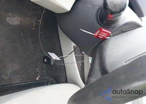 2013 Toyota Prius Two из США, поврежденный, VIN JTDKN3DU1D5565102